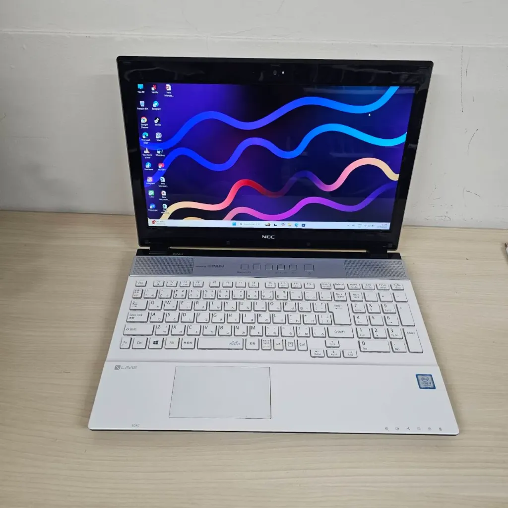 NEC Core i5 8GB RAM 256 GB SSD